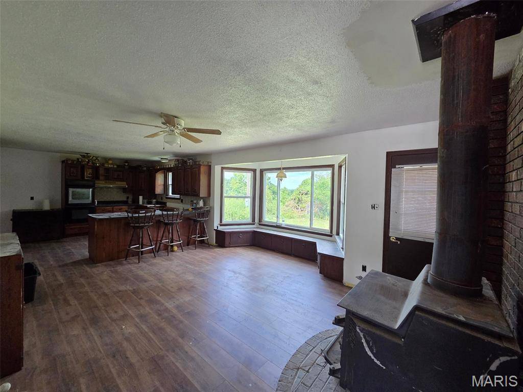 2688 Sullivan Bottom Rd RD, St Clair, MO 63077