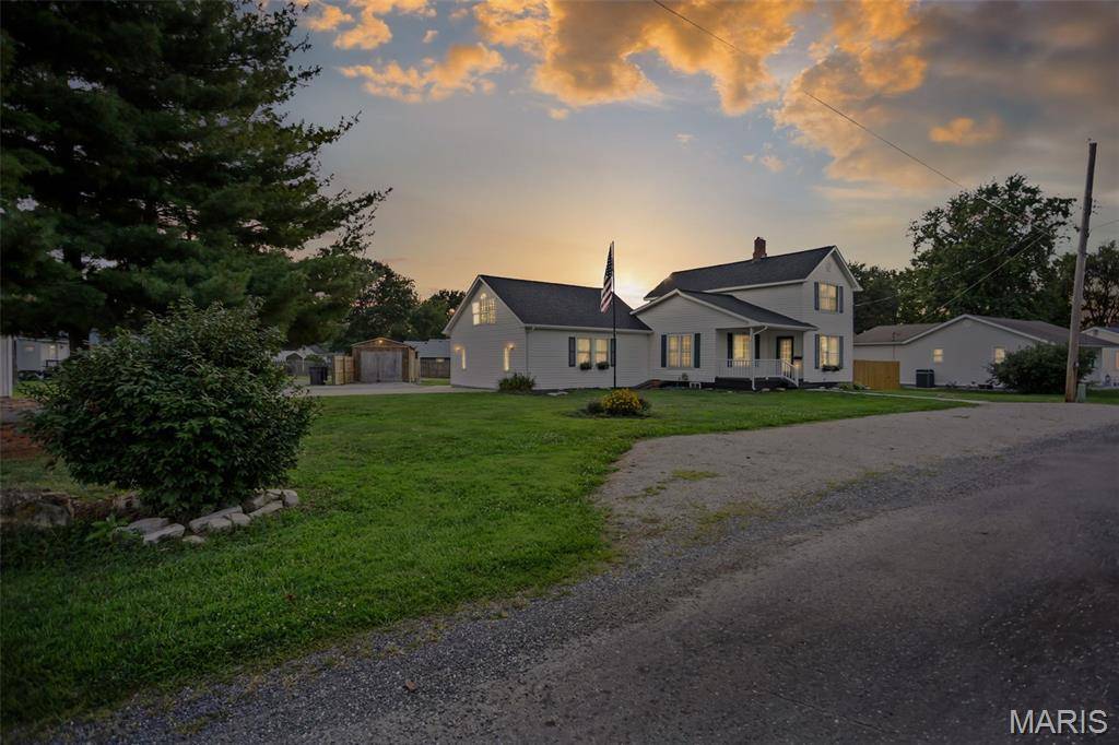 308 Hill ST, Jerseyville, IL 62052