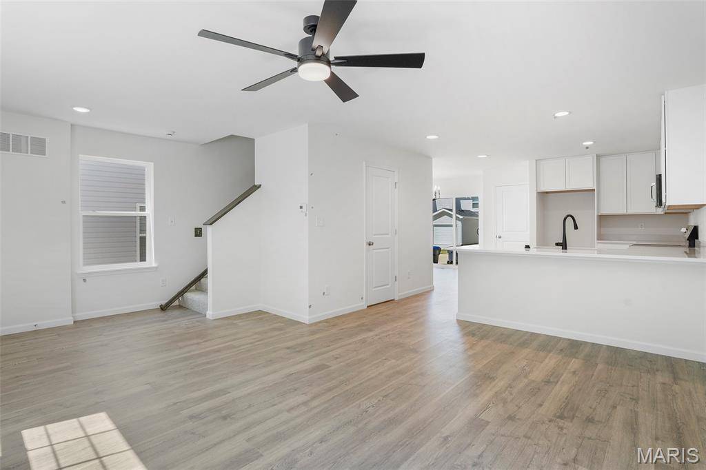 166 Sunset Terrace DR, O'fallon, MO 63385