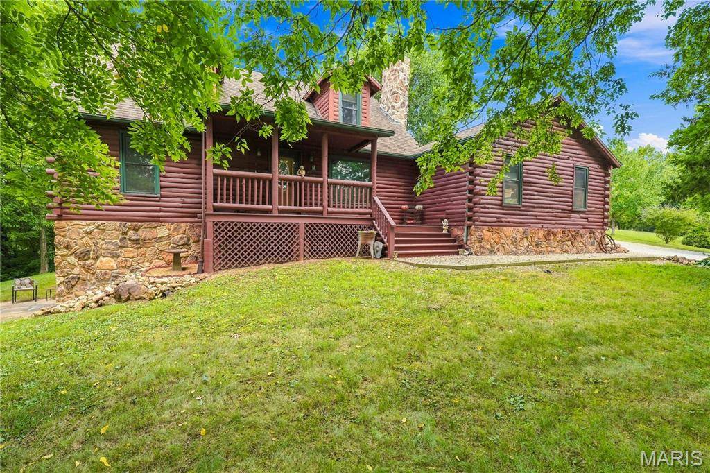 19501 Coventry CIR, Marthasville, MO 63357