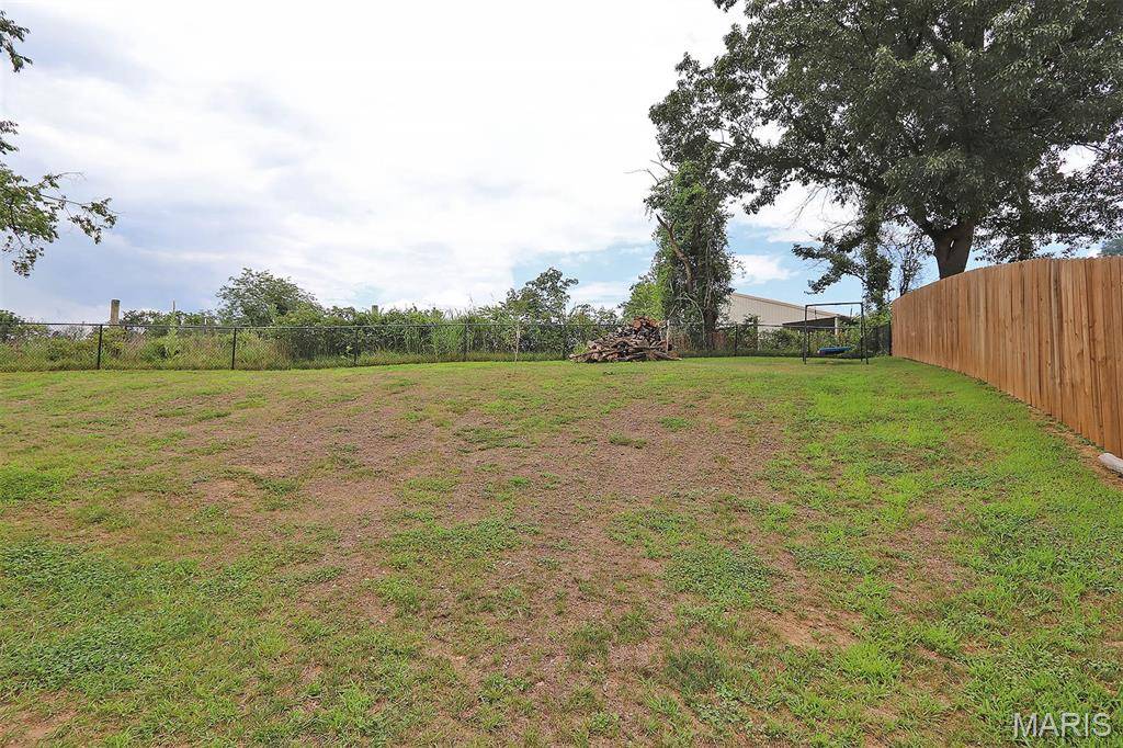 1004 Allenview DR, Jackson, MO 63755