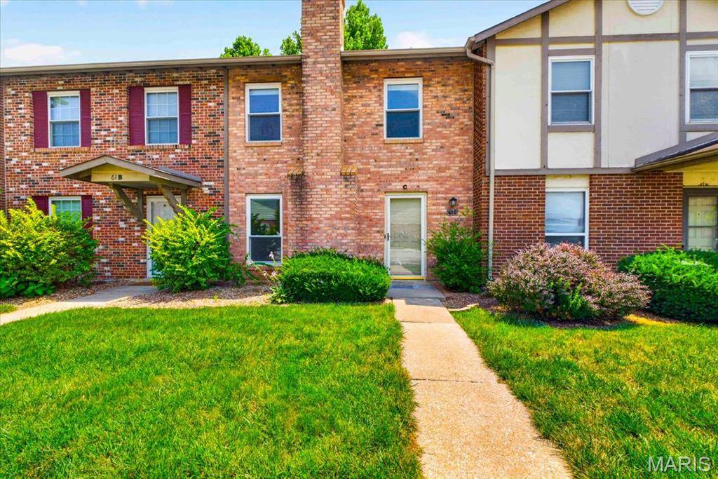 61 Park Charles #C, St Charles, MO 63376