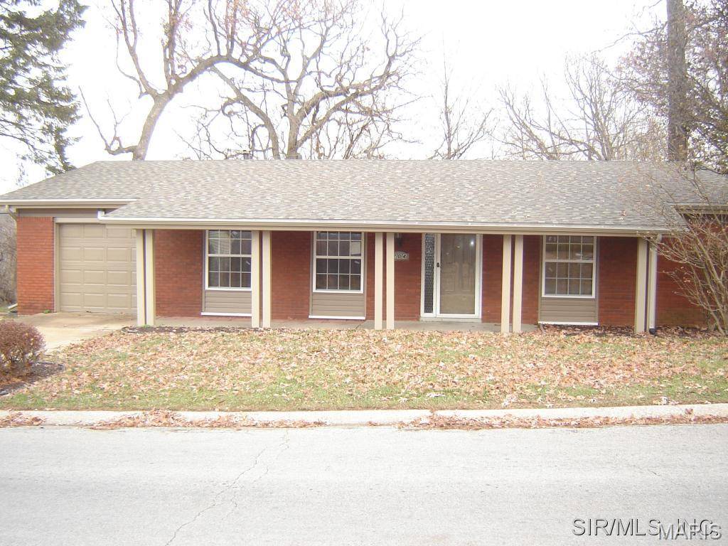 204 Highridge DR, Belleville, IL 62223