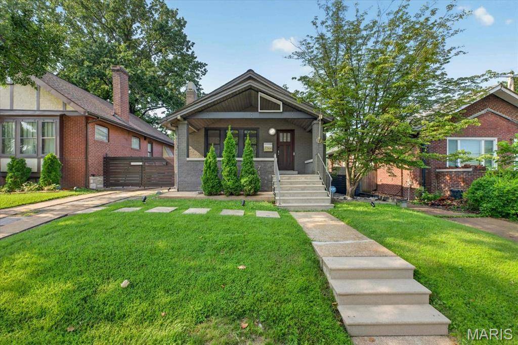 7122 Nashville AVE, Richmond Heights, MO 63117