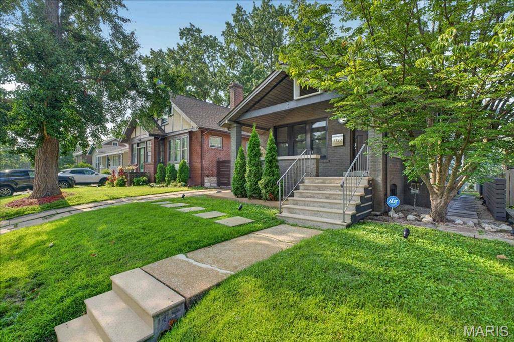 7122 Nashville AVE, Richmond Heights, MO 63117