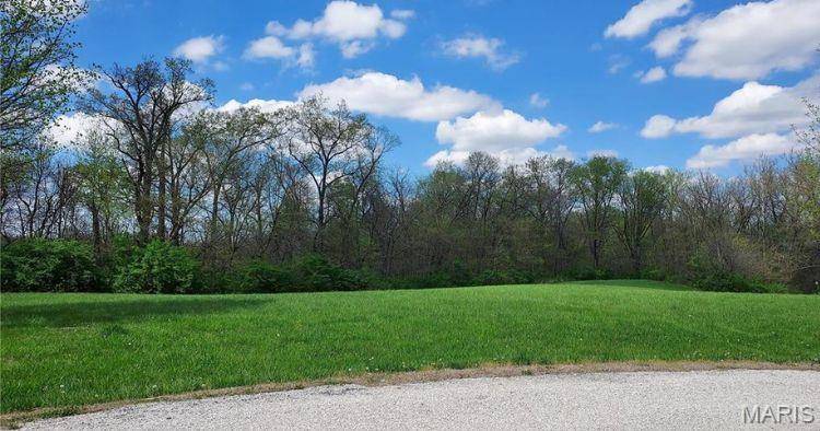 751 Lienzengen Lane, Greenville, IL 62246