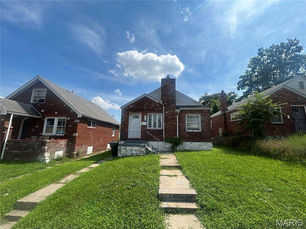 818 Wall ST, St Louis, MO 63147