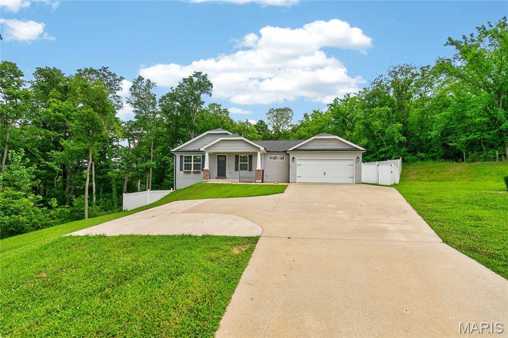 391 Leimer LN, Jackson, MO 63755