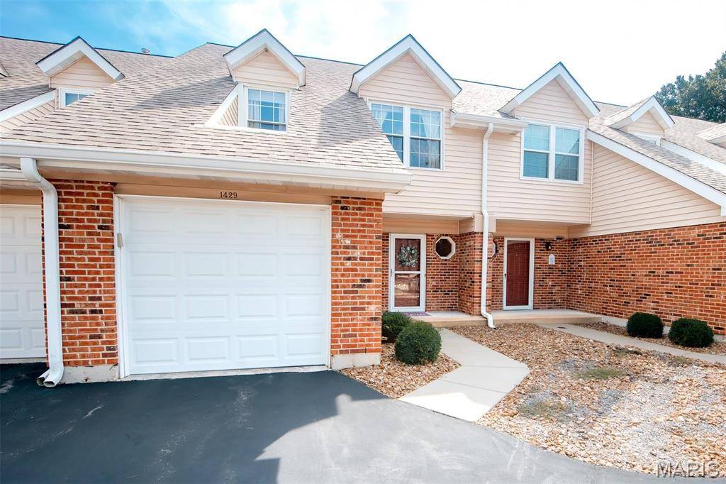 1429 Tahoe Valley CT, Ballwin, MO 63021