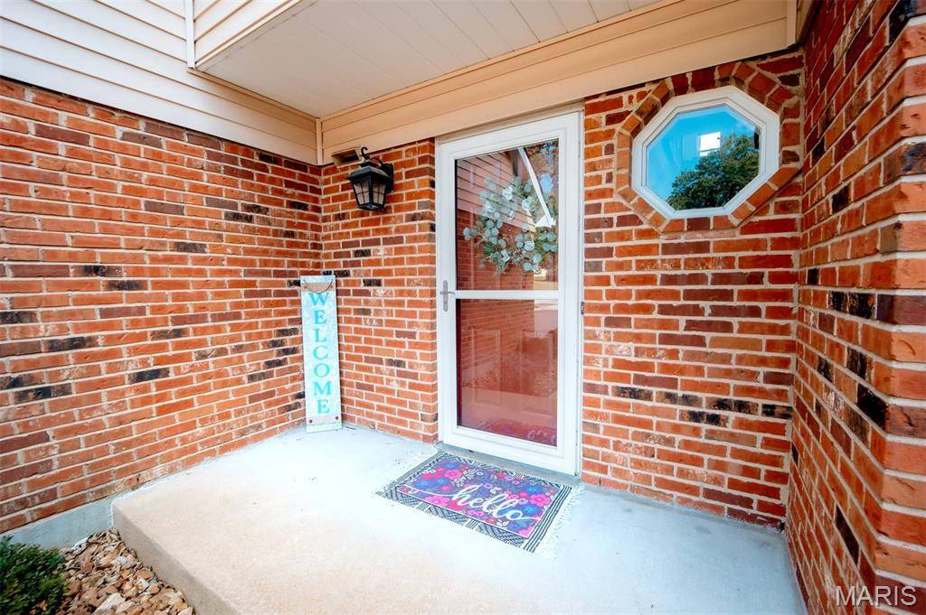 1429 Tahoe Valley CT, Ballwin, MO 63021