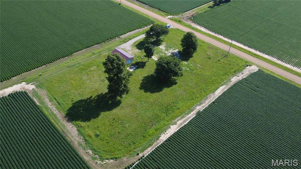 3517 County Road 675, Bernie, MO 63822