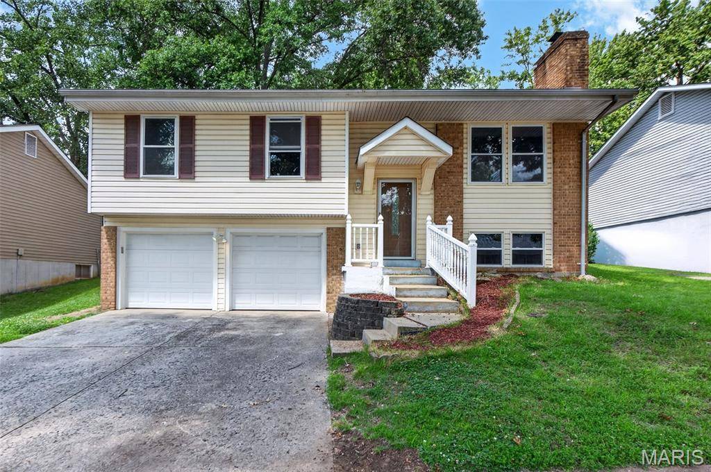 2311 Country Village CT, Maryland Heights, MO 63043