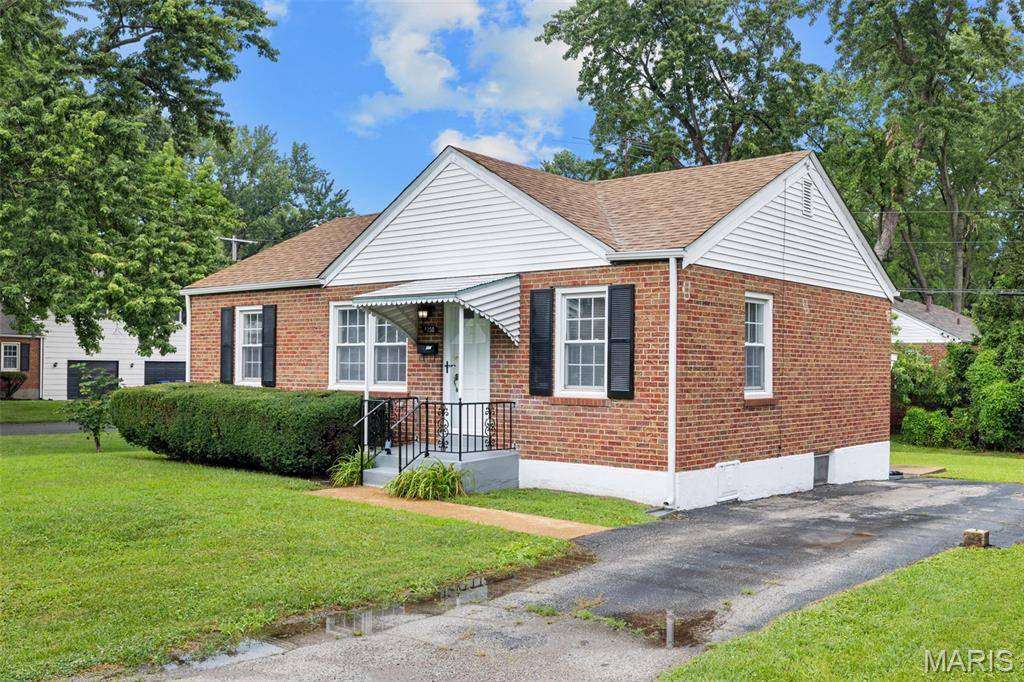 1150 S New Florissant RD, Florissant, MO 63031