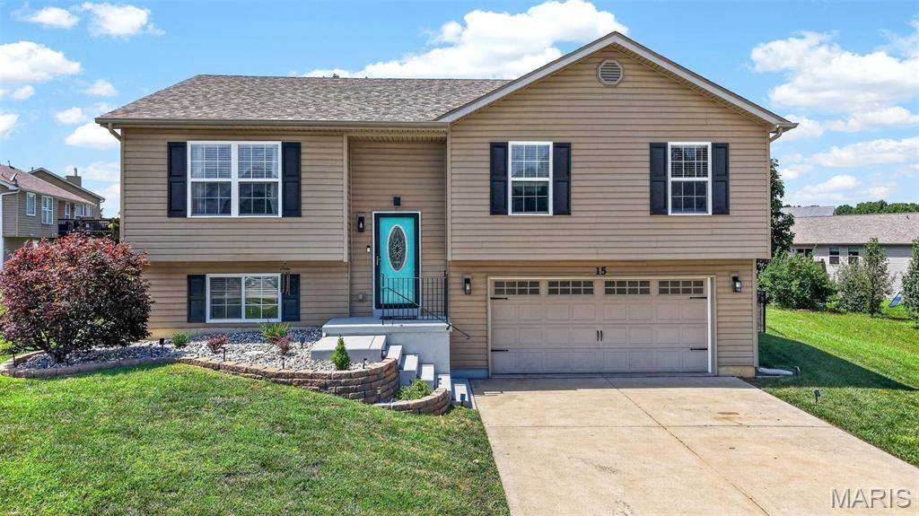 15 Fredde CT, Wentzville, MO 63385