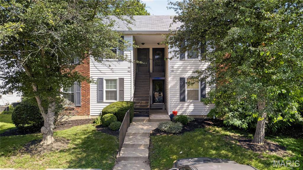 148 Old Buggy CT, St Peters, MO 63304