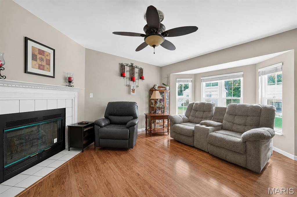 1040 Wrigley CIR, Warrenton, MO 63383