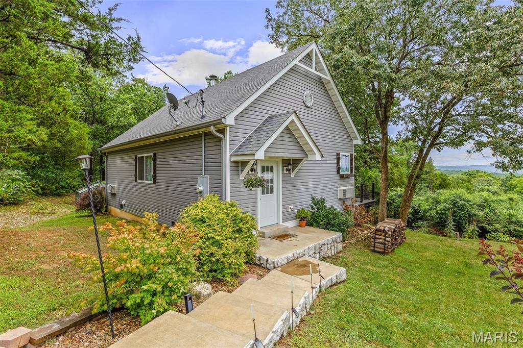 1704 Drake LN, Robertsville, MO 63072