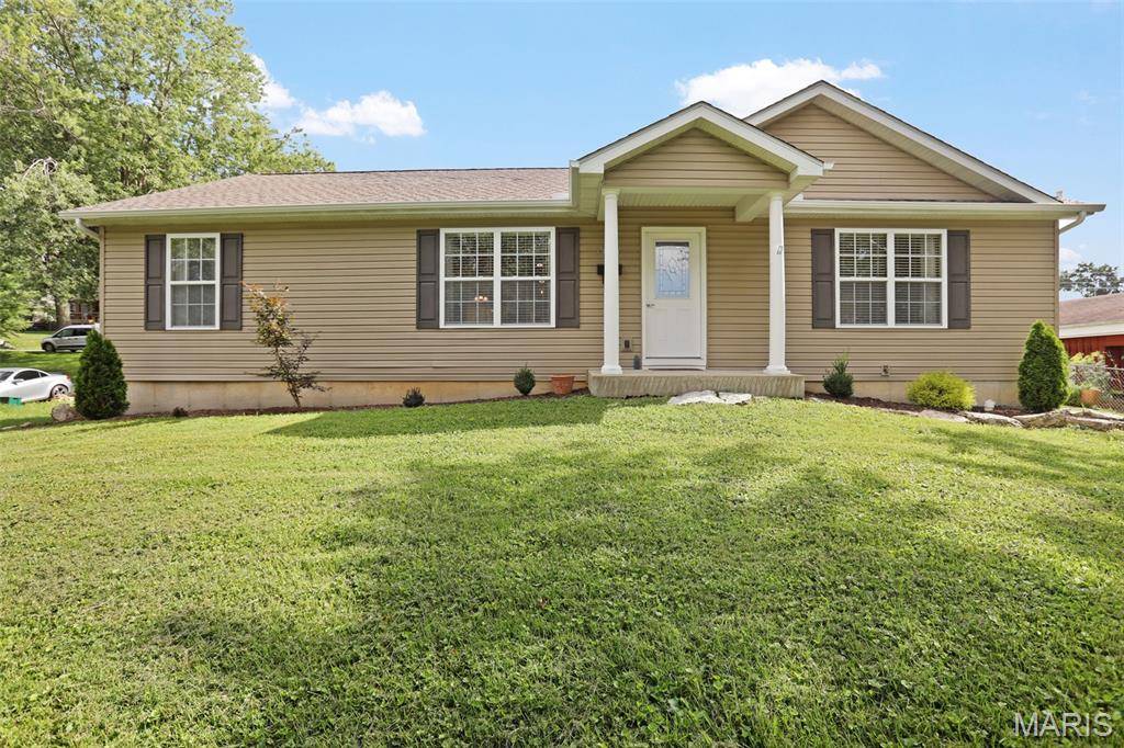1423 E 5th ST, Washington, MO 63090
