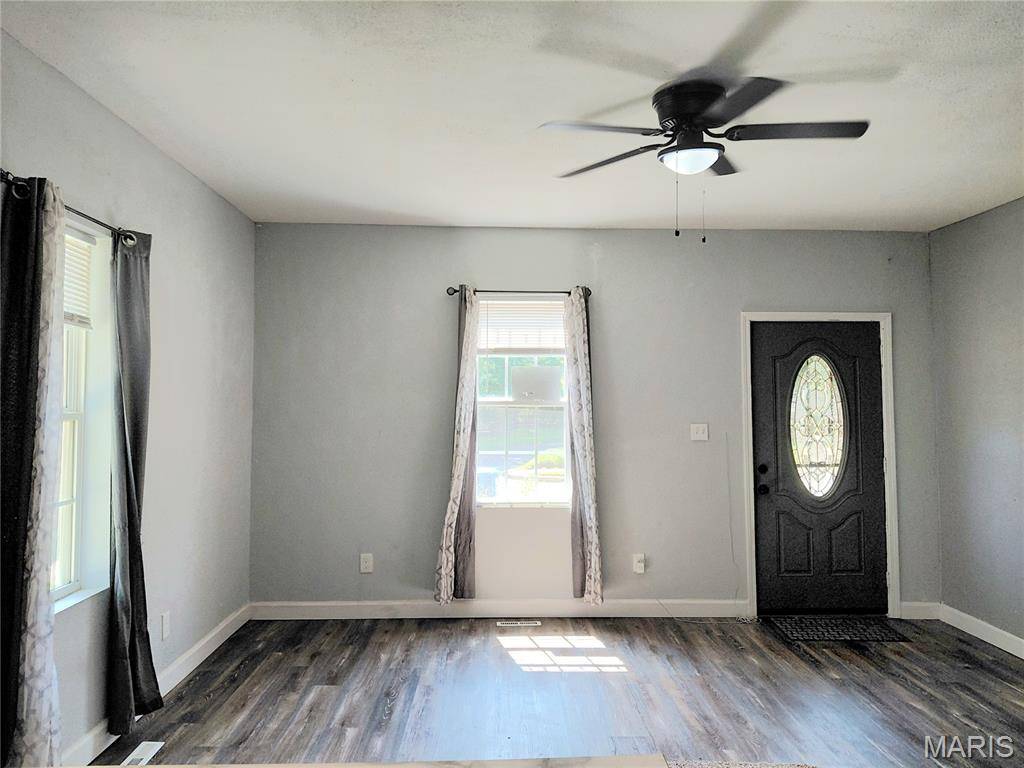 1110 Caseyville AVE, Swansea, IL 62226