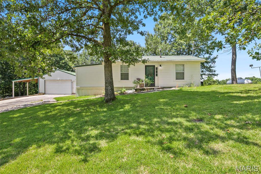 1145 Sunset DR, Bloomsdale, MO 63627
