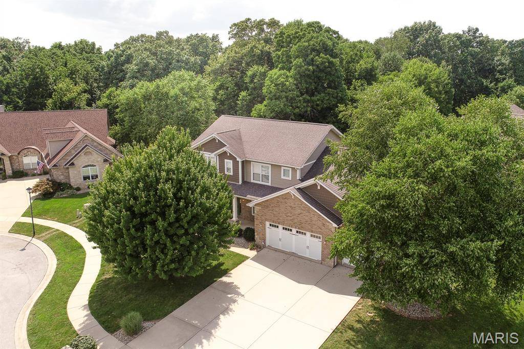 905 Chevalier LN, O'fallon, IL 62269