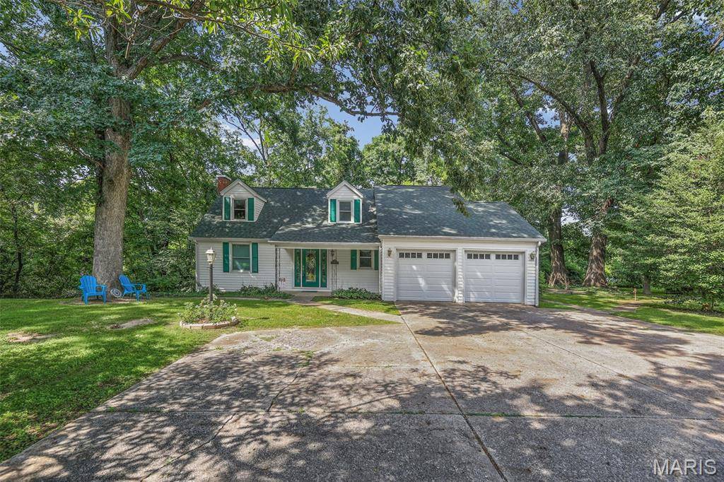 5937 Memory LN, Belleville, IL 62223