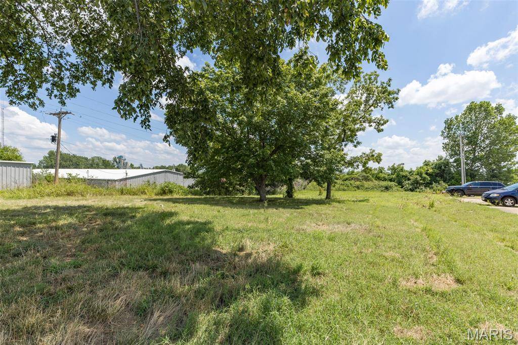 24 Hazel ST, Bonne Terre, MO 63628