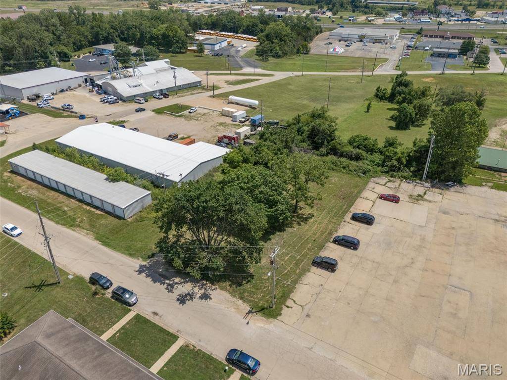 24 Hazel ST, Bonne Terre, MO 63628