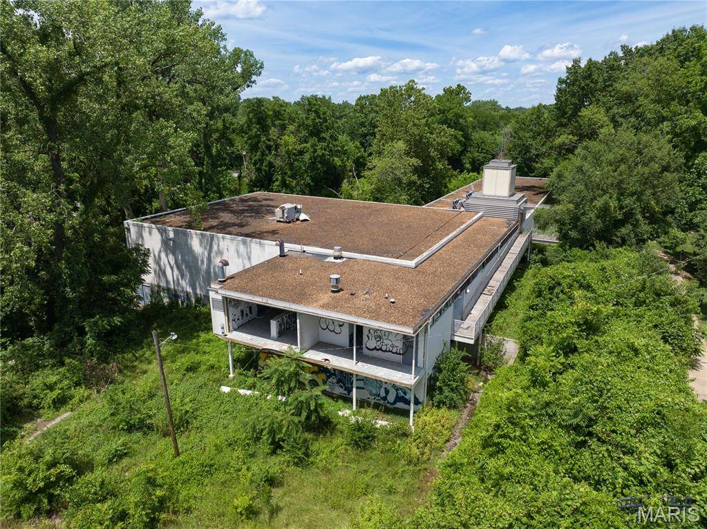 2650 Tyrell DR, Jennings, MO 63136