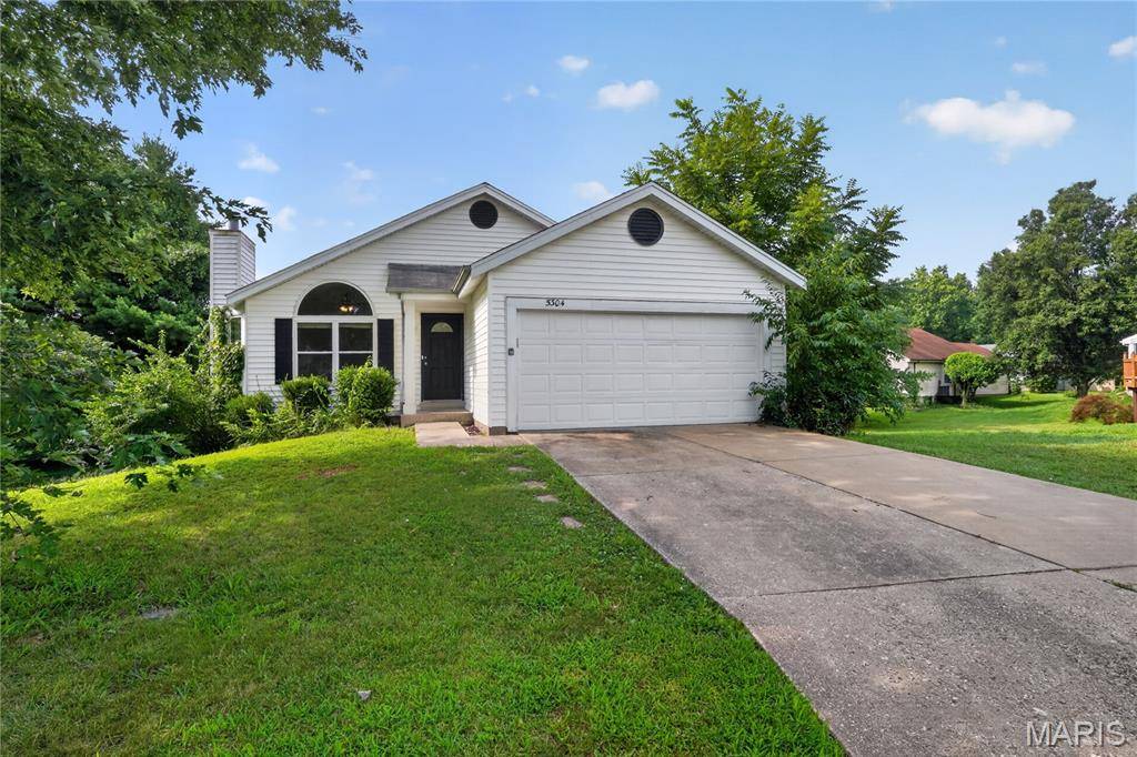 5304 Bay Wind CT, Florissant, MO 63034