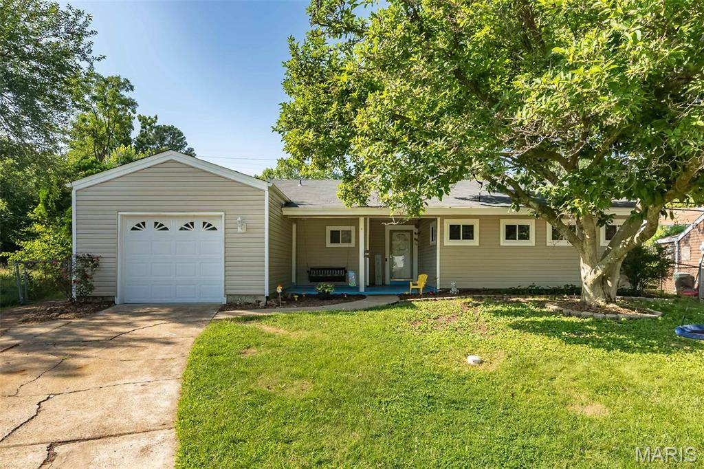 7104 Fernbrook DR, St Louis, MO 63123