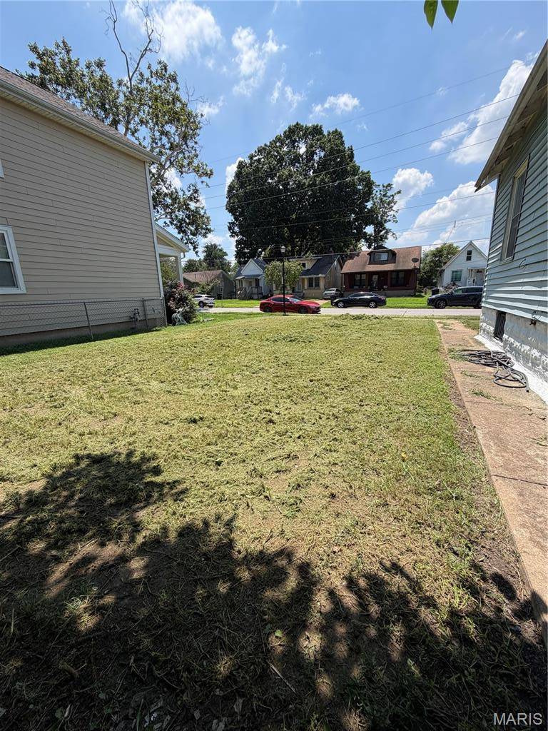 6639 Bartmer AVE, St Louis, MO 63130