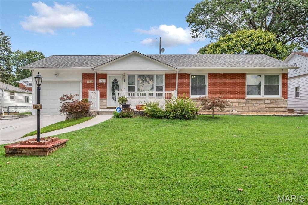 4359 Mohegan DR, Affton, MO 63123