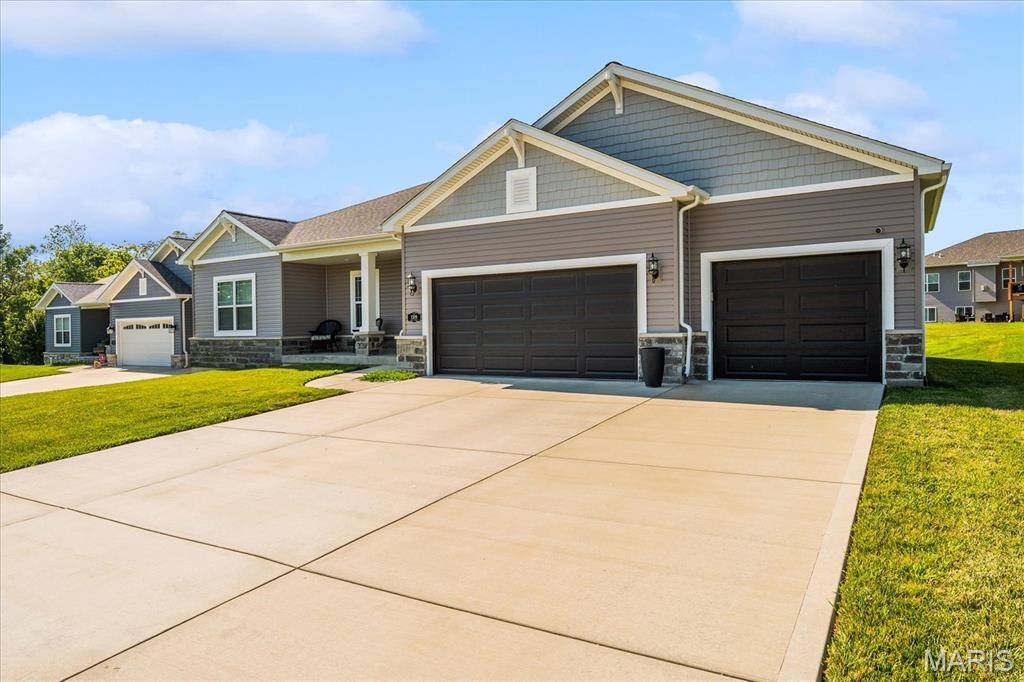1209 Bayley DR, O'fallon, IL 62269