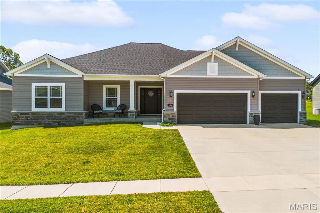 1209 Bayley DR, O'fallon, IL 62269