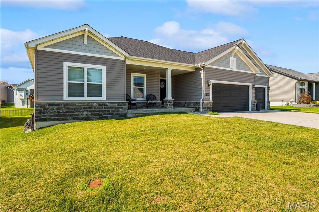 1209 Bayley DR, O'fallon, IL 62269