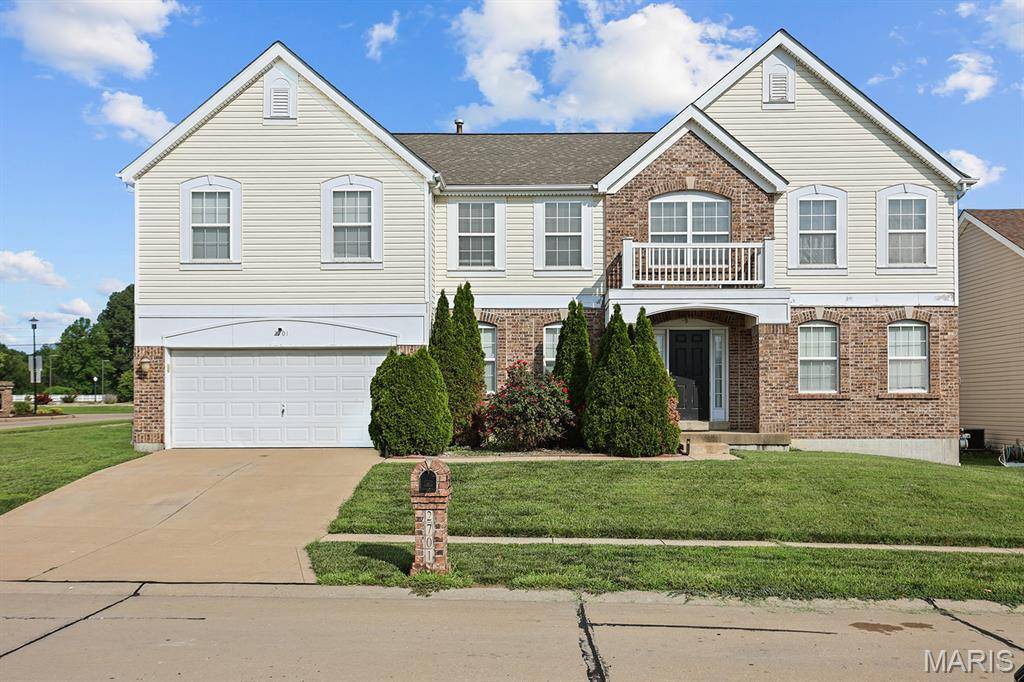 2701 Emerald Creek CT, Florissant, MO 63031