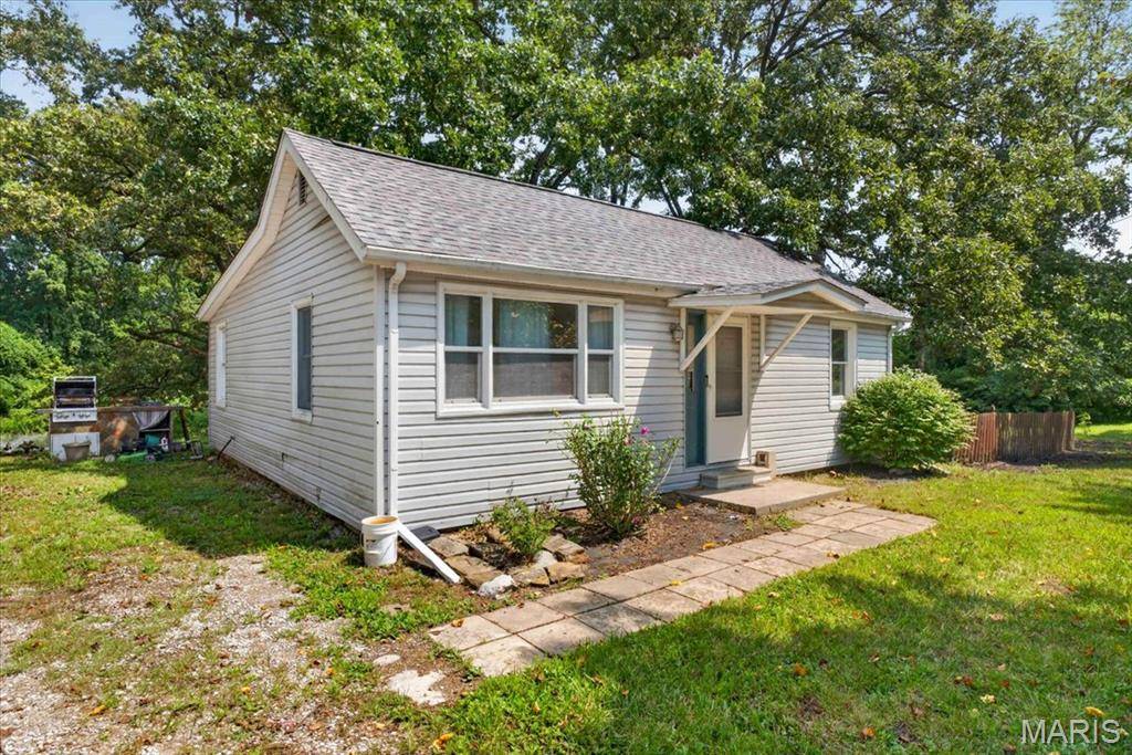 3726 State Route 15, Freeburg, IL 62243