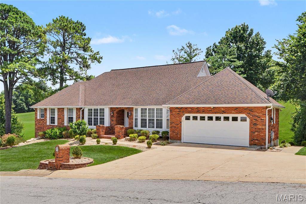 102 Lexington LN, Washington, MO 63090