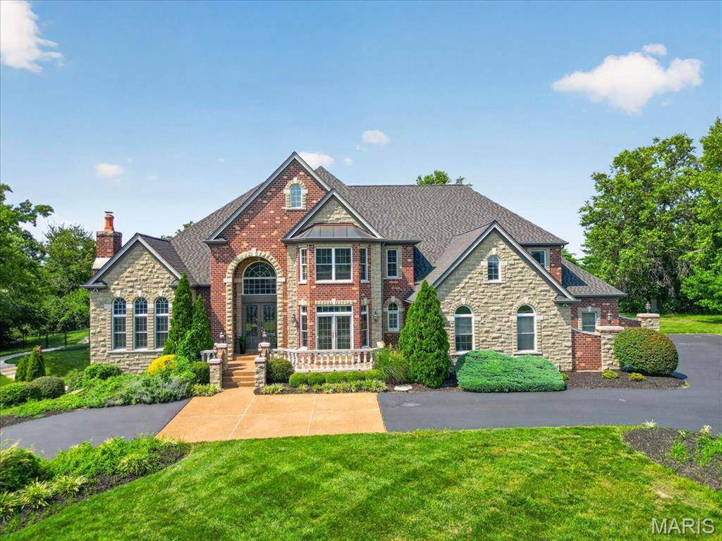 33 Chapel Hill EST, St Louis, MO 63131