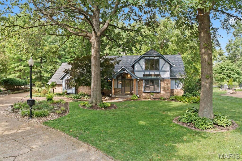 5 Pinebrook CT, Edwardsville, IL 62025
