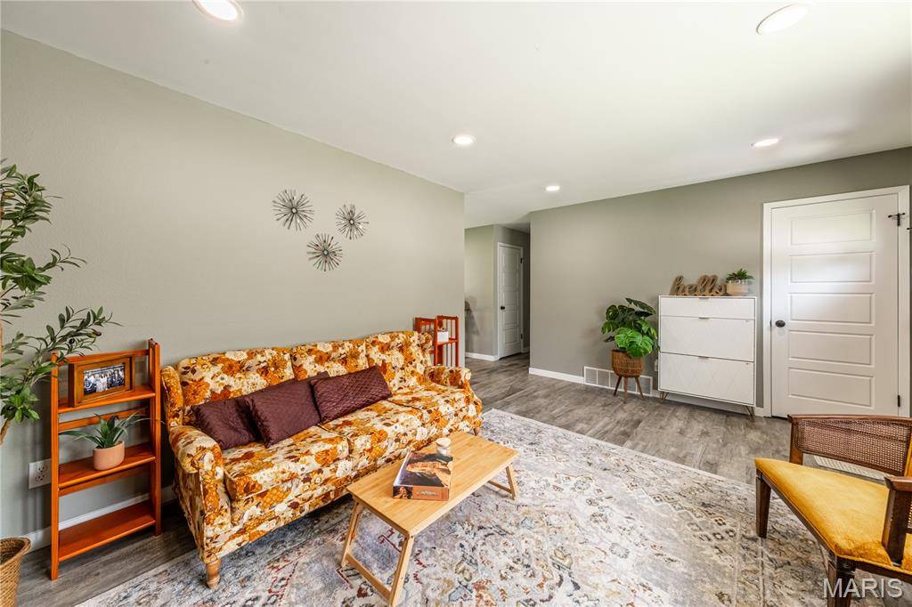 908 Odus DR, Jackson, MO 63755