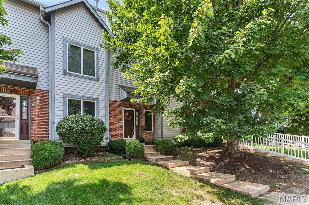 4006 Sherman Park DR, St Charles, MO 63303