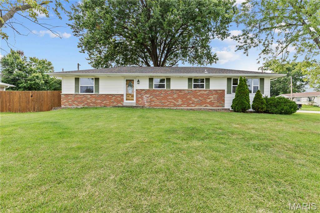 1205 Cypress DR, O'fallon, MO 63366