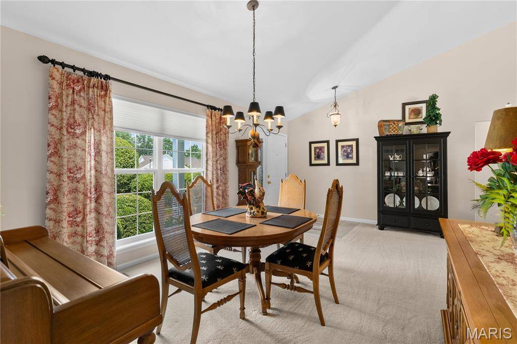 8 Autumn Grove CT, O'fallon, MO 63366