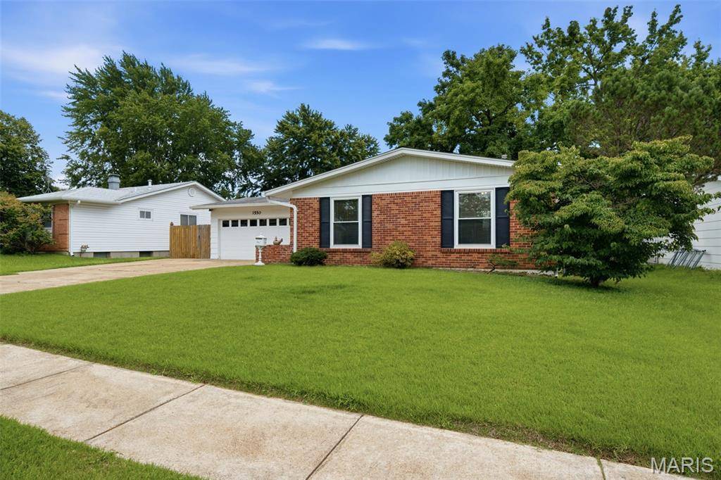 Address not disclosed, Florissant, MO 63031