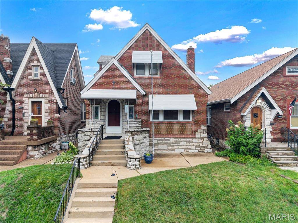 5619 Neosho ST, St Louis, MO 63109