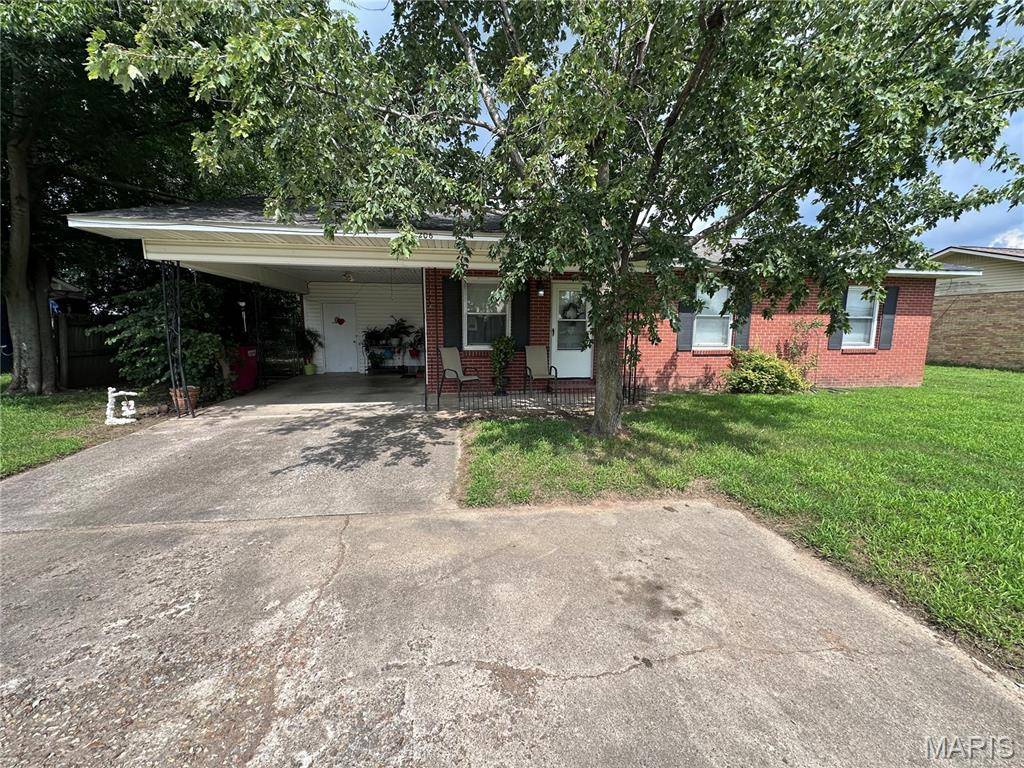 206 Russell AVE, Sikeston, MO 63801