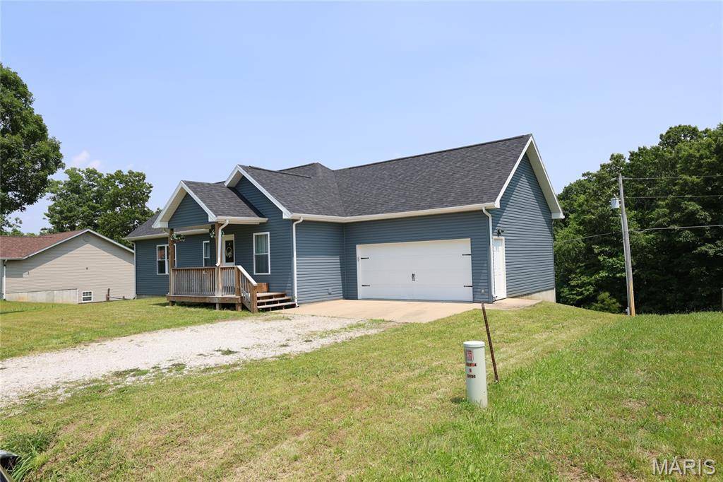 15580 Top DR, St Robert, MO 65584