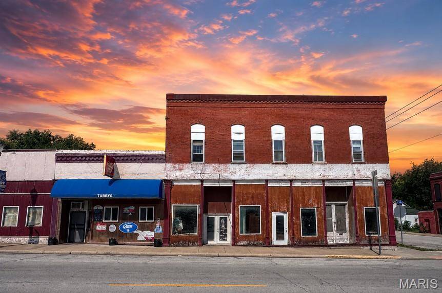 406 S Main ST, New London, MO 63459